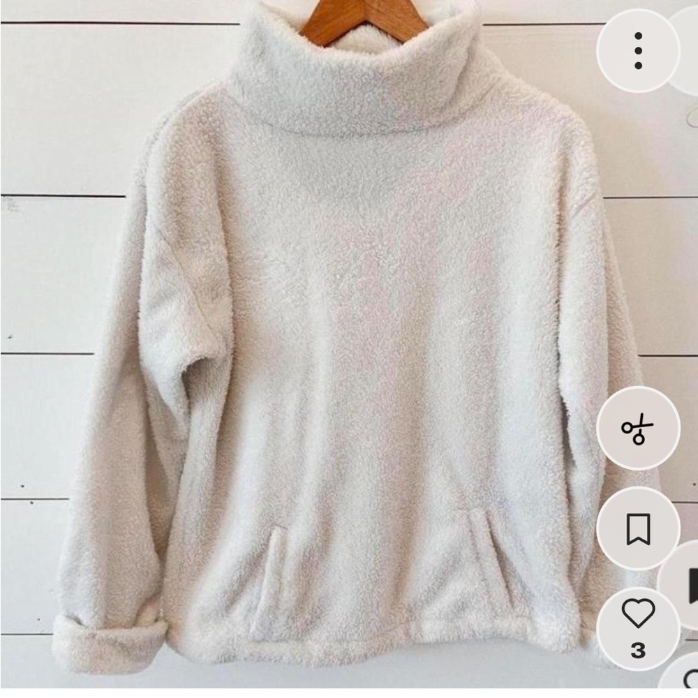 Soft White faux fur fleece Pullover by GAP